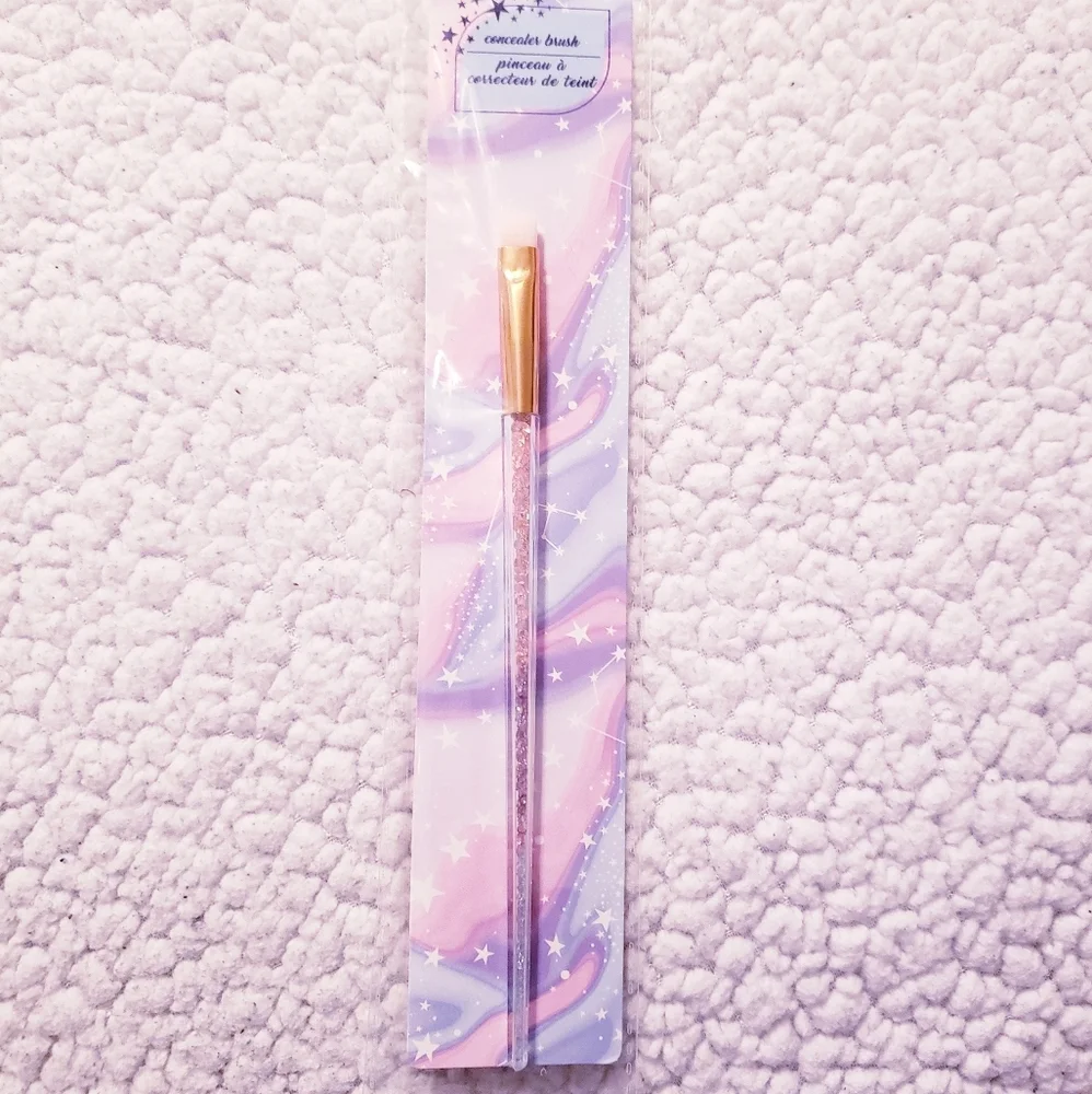 6 Piece Mermaid Crystal Make Up Brushes. NWT.